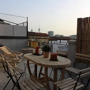 Star Ribbon Apartment Mailand