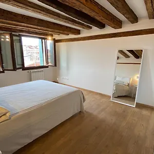 https://rooftop-3999.hotelinveneto.com